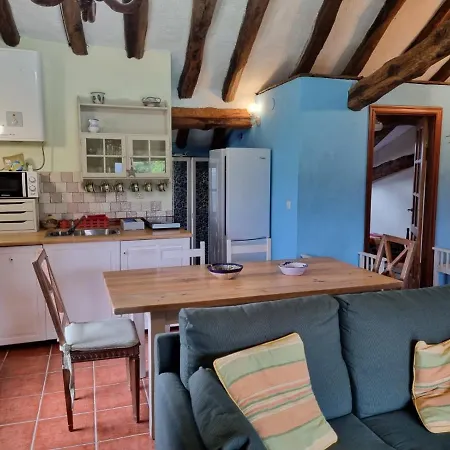 C08c01 Aticos Con Encanto Apartment Colindres